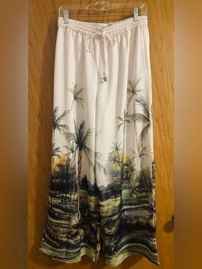 NWOT Rachel Zoe Palazzo Pants with Tropical Palm Print